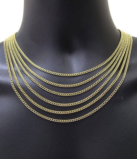The Ultimate Guide to Styling Gold Jewelry