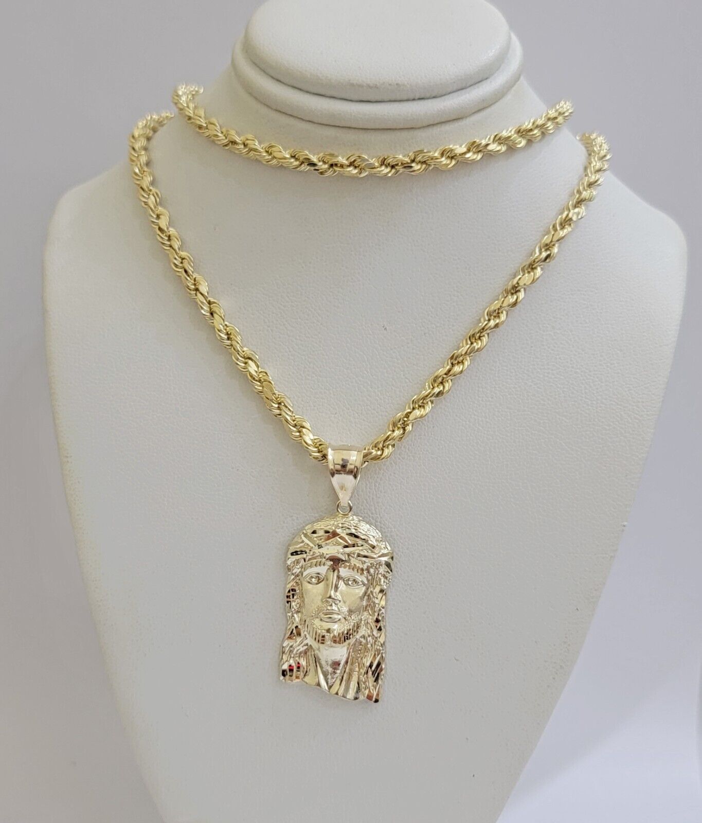 Jesus pendant with outlet rope chain