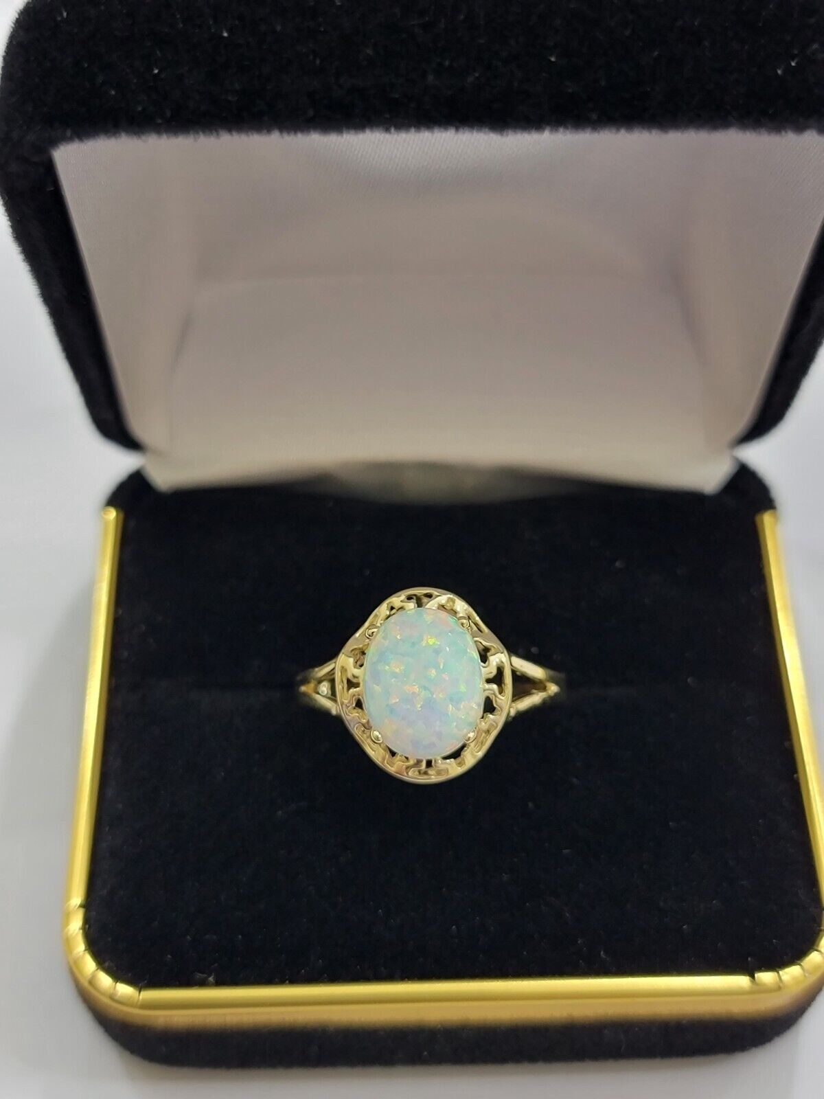 10k Gold Women Ring Opal Color Stone Ladies Band REAL 10KT Sizable Brand New