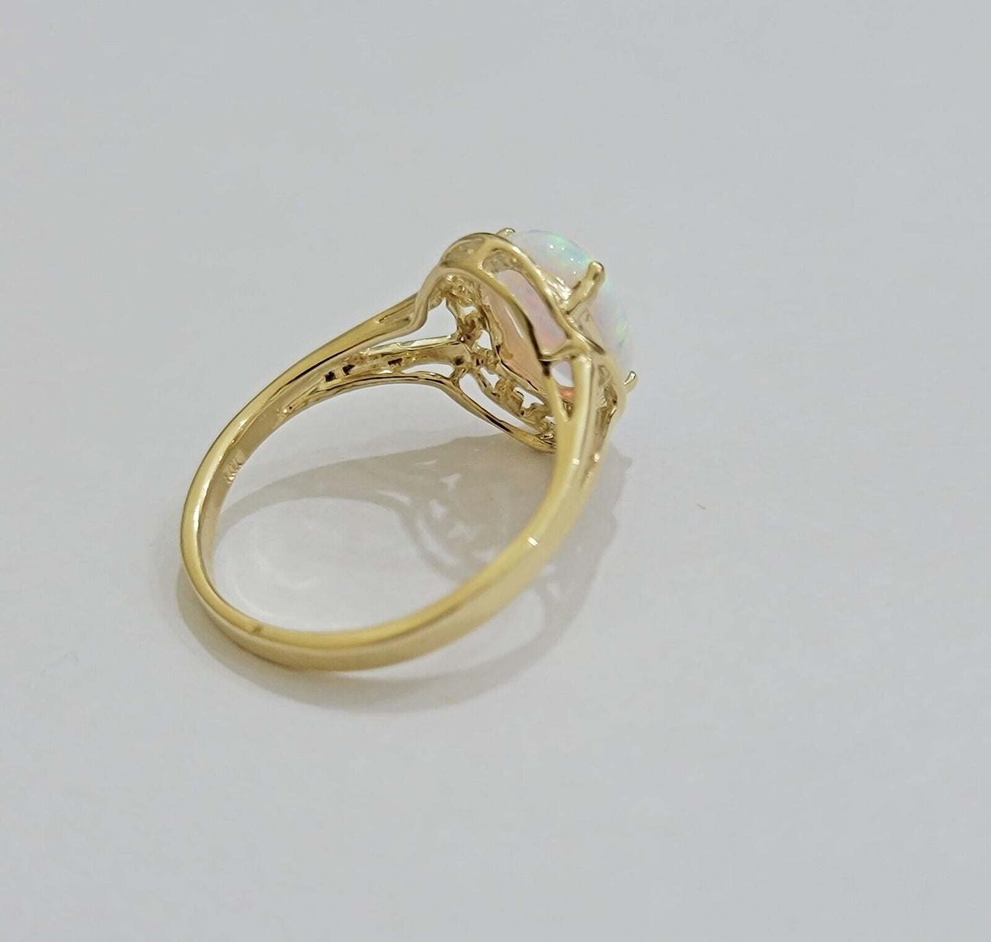 10k Gold Women Ring Opal Color Stone Ladies Band REAL 10KT Sizable Brand New