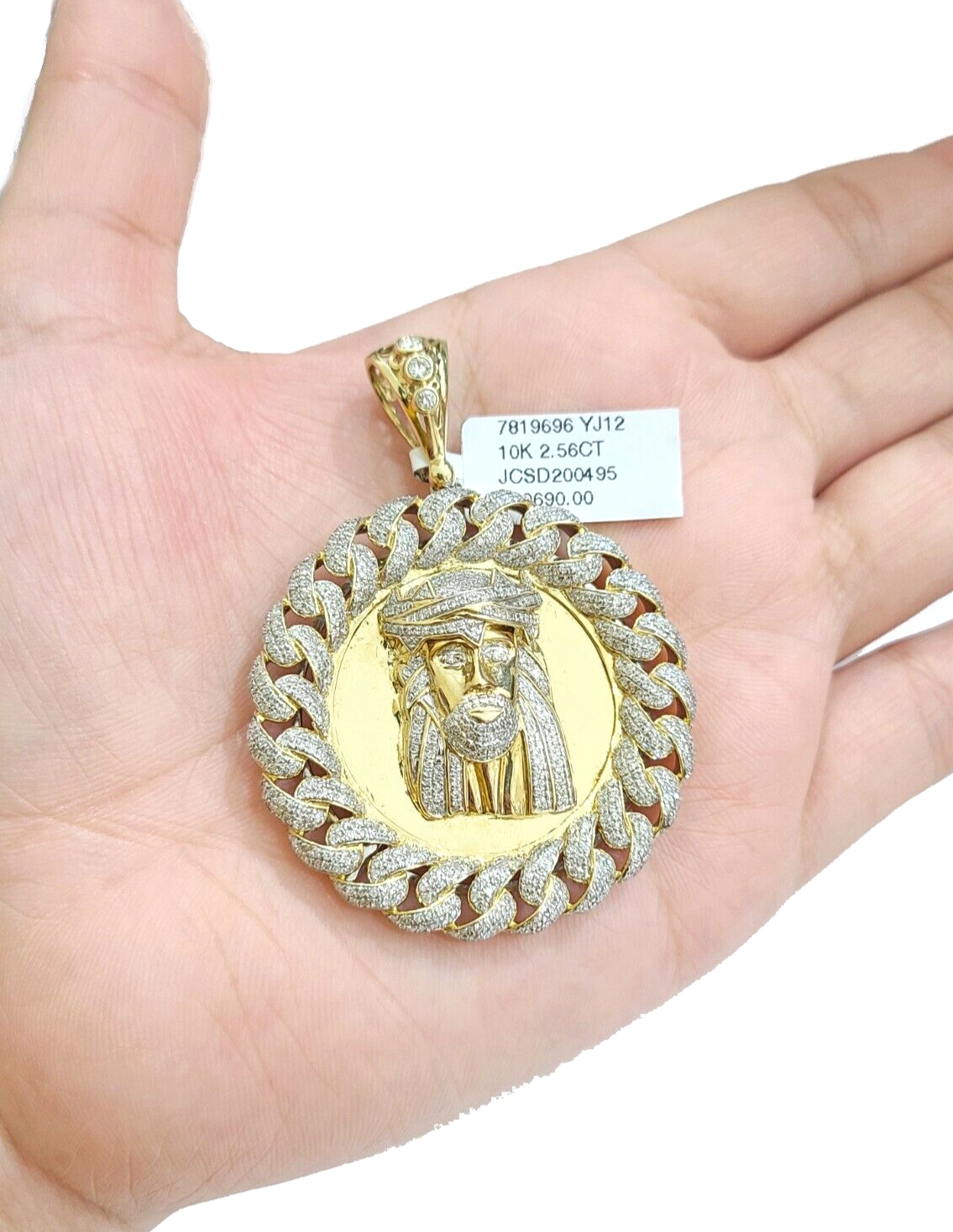 Gold circle 2025 jesus pendant