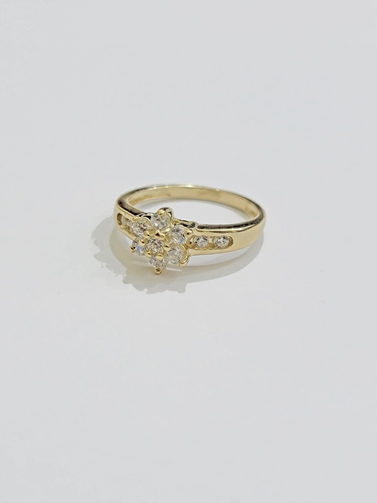 10k Yellow Gold Ring Ladies Wedding Band size 7 Real 10kt Engagement Women