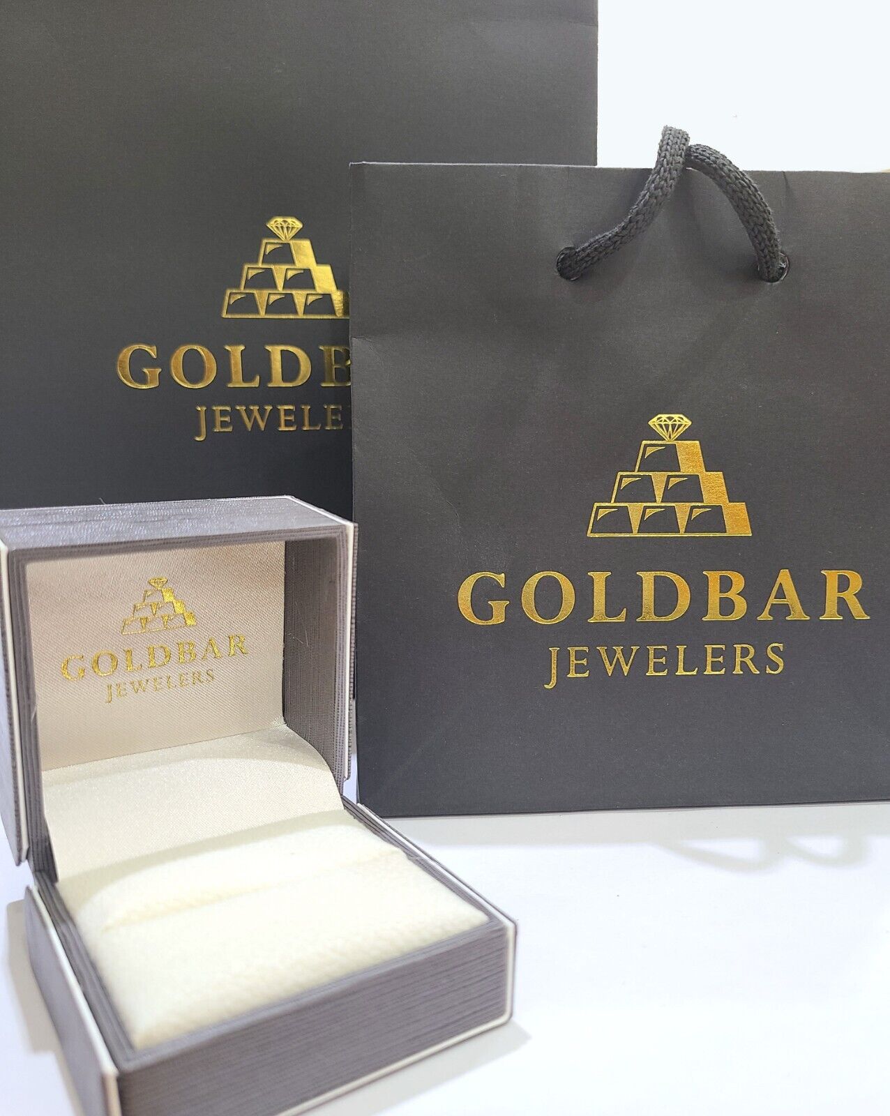 Real 10k Yellow Gold The World is yours Charm Pendant 10kt for Chain