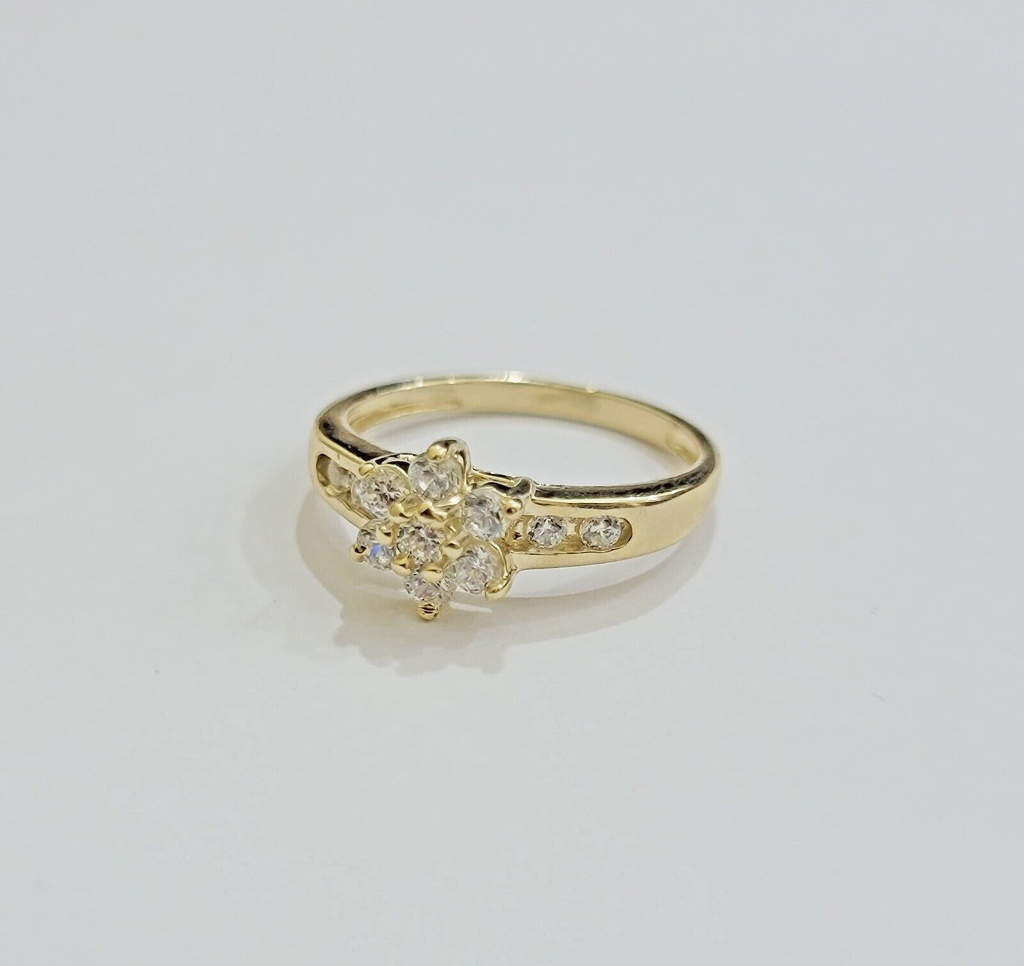10k Yellow Gold Ring Ladies Wedding Band size 7 Real 10kt Engagement Women