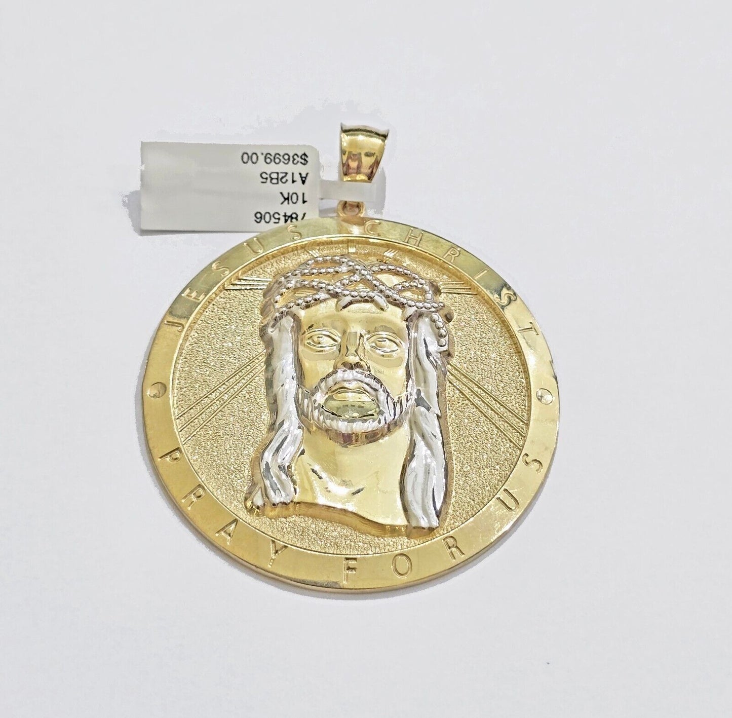 Real 10k Jesus head Charm pendant Mens 2.5 Inch Circular charm Real 10kt