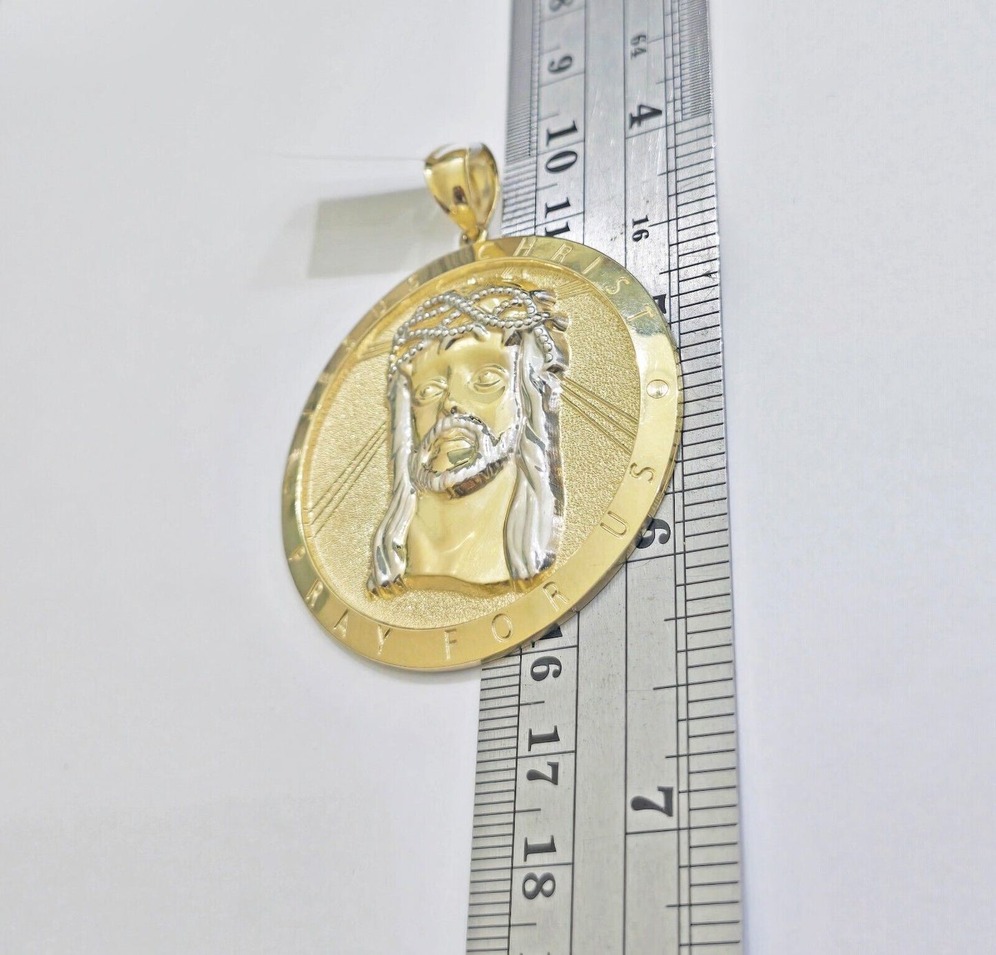 Real 10k Jesus head Charm pendant Mens 2.5 Inch Circular charm Real 10kt